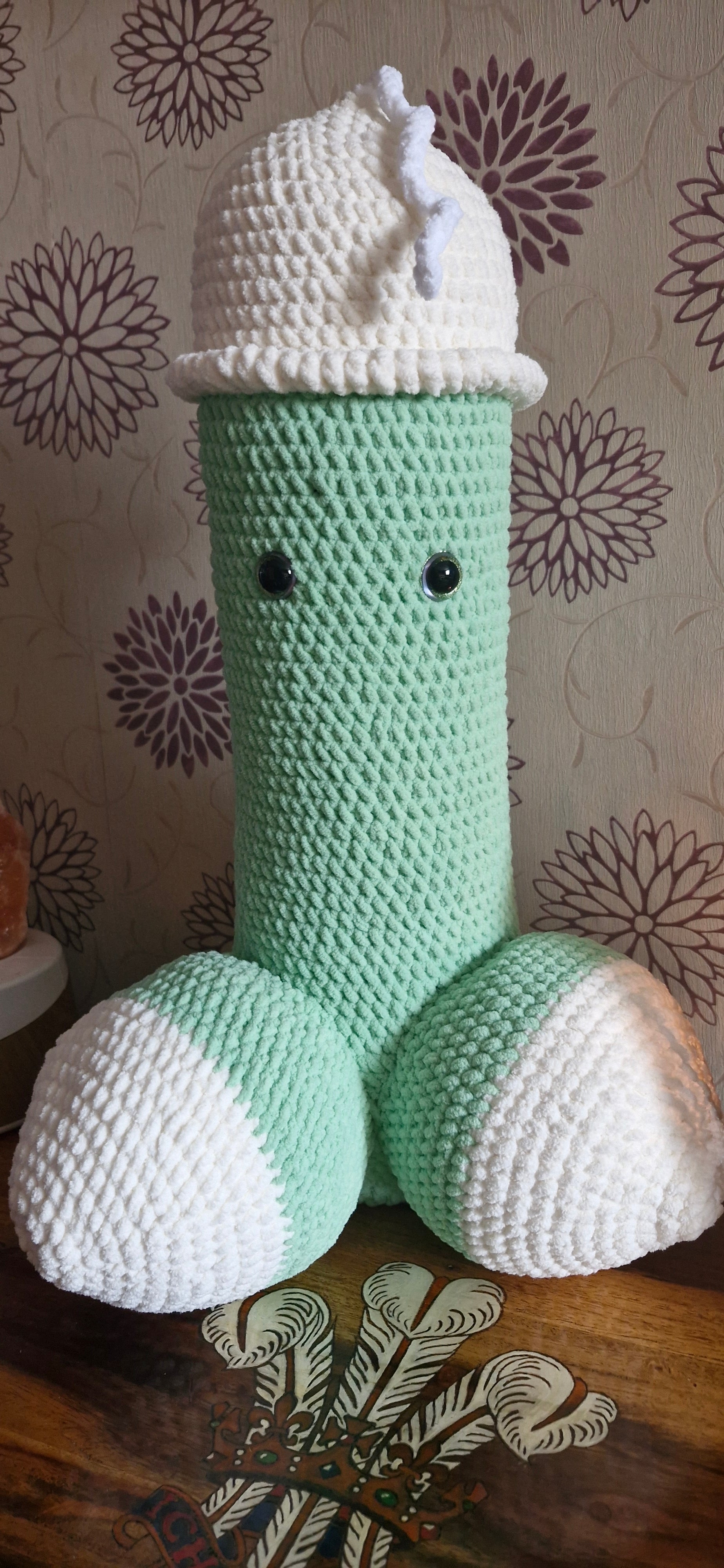 Winky Wooly Willy....