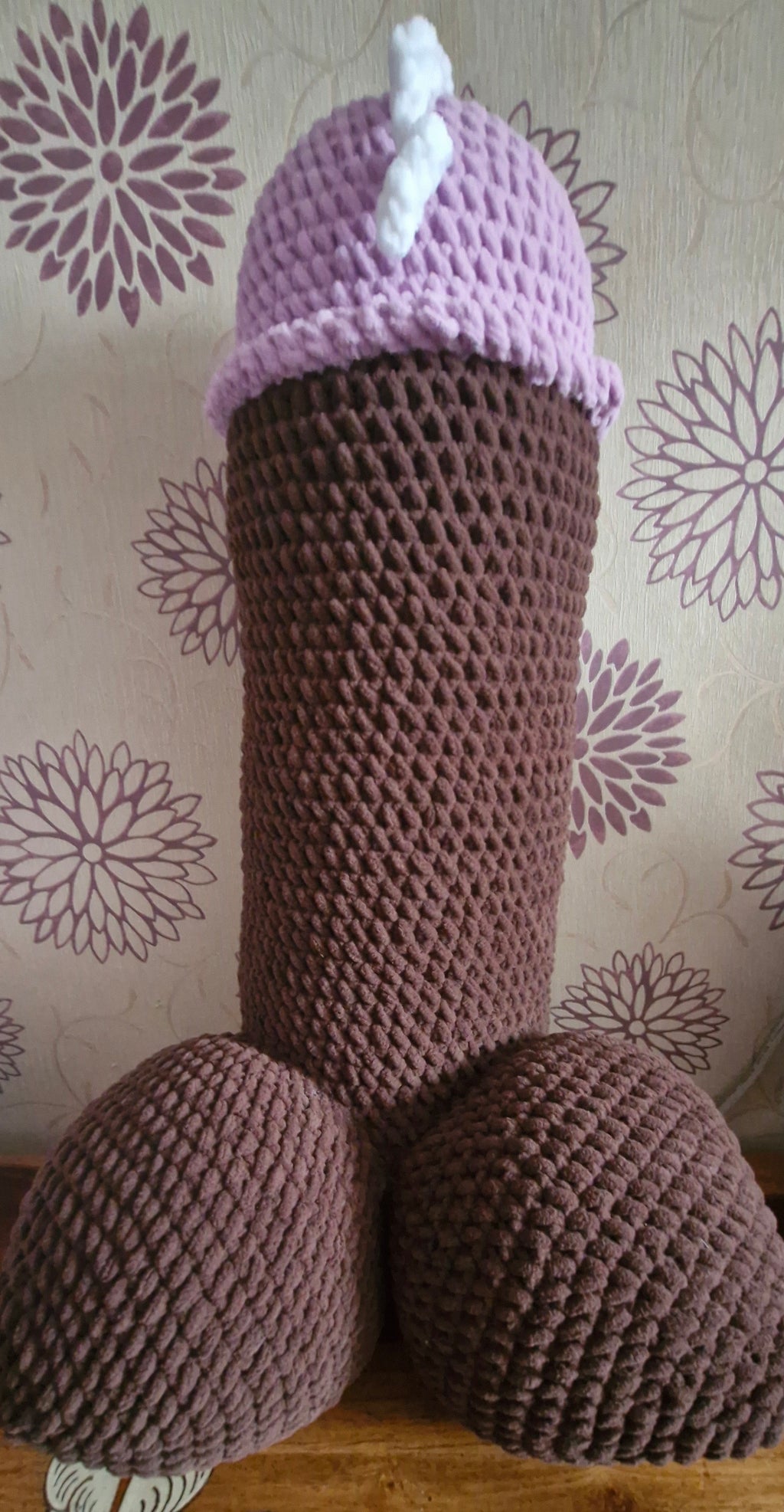 Wicked Wooly Willie's, 2ft crochet penis plushie